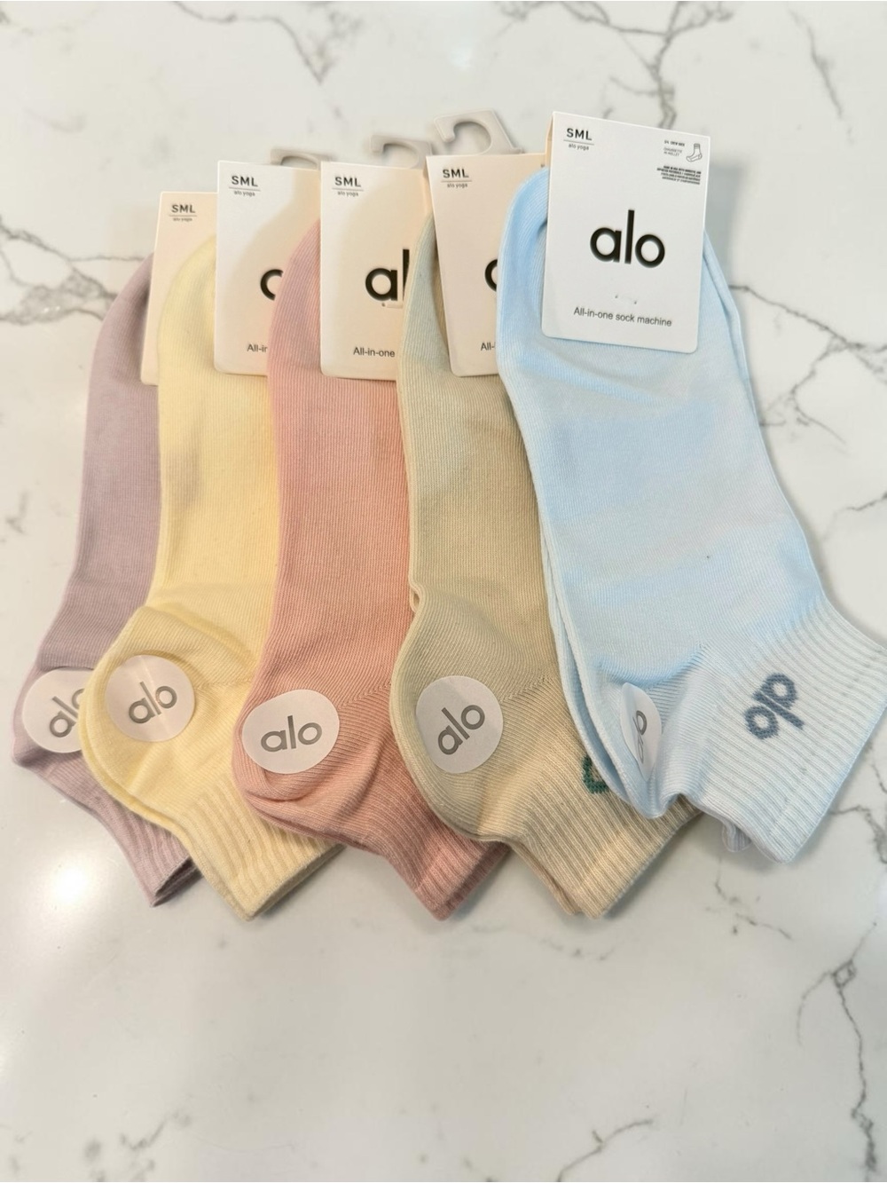 ALO Yoga Pastel Ankle Sock Set - Blue, Pink, Yellow, Lavender, Cream